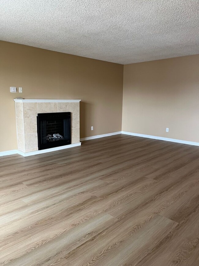 Photo - 2 Bed • 1 Bath Upstairs + Mini Storage - Updated Flooring Unit 3404-08