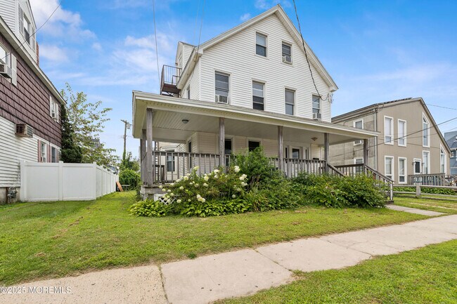 Photo - 113 12th Ave