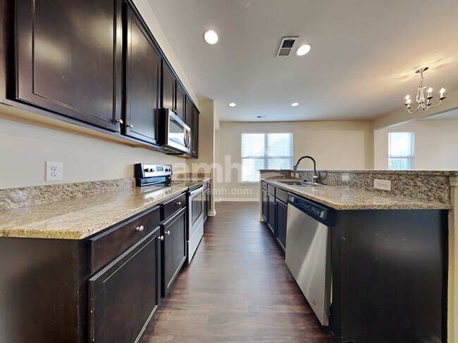Photo - 112 Orleans Ct