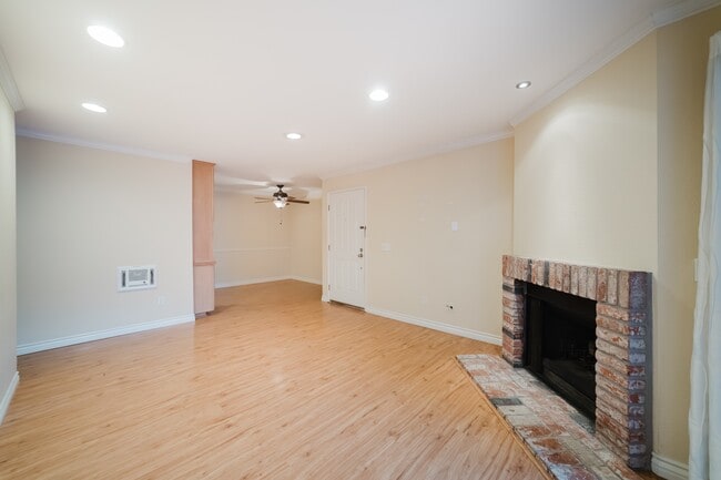 Photo - 1760 El Camino Real