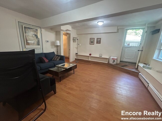 Photo - 20 Stedman St Unit #G