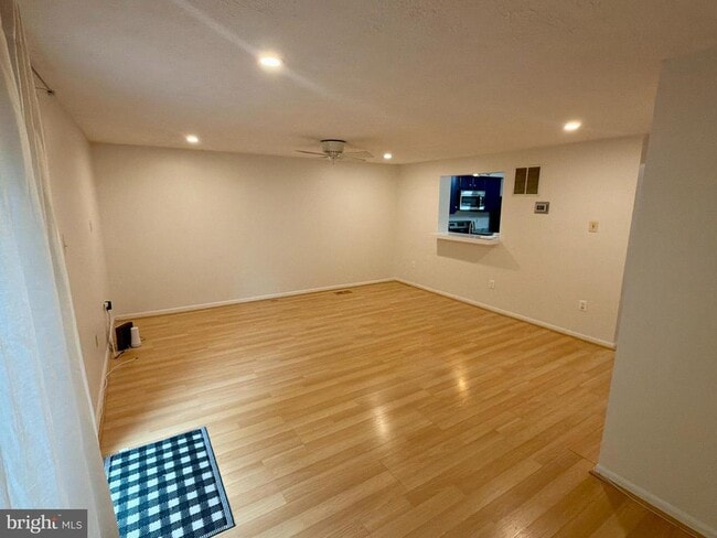 Photo - 9619 Glendower Ct