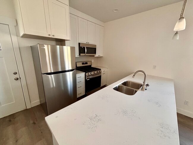 3668 Byram Pt