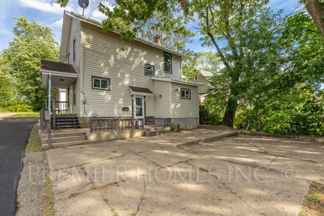 Photo - 3 Bed Home with Private Parking & Yard – $1,495/mo