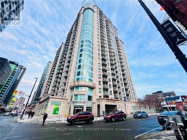 Photo - 200 Rideau St Unit 607