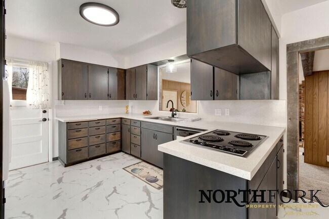 Photo - 4-Bedroom Home with Pasture Option in Nampa