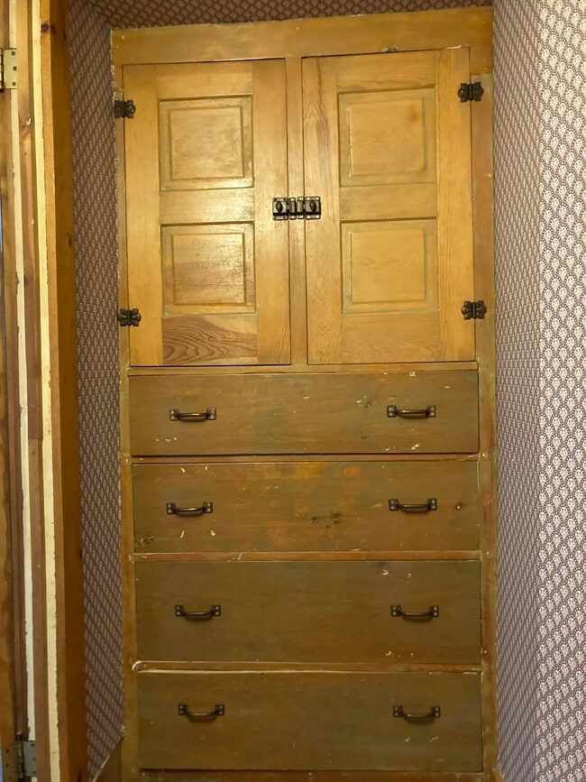 Photo - 223 Gibson St