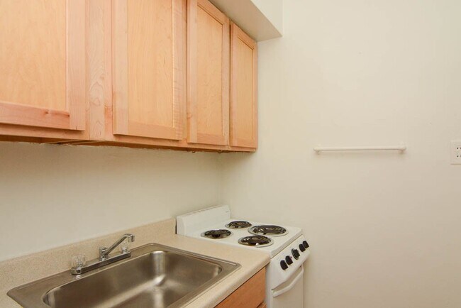 Photo - 562 W Arlington Pl Unit 601