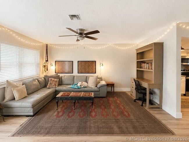 Photo - 1366 SE 4th Ave