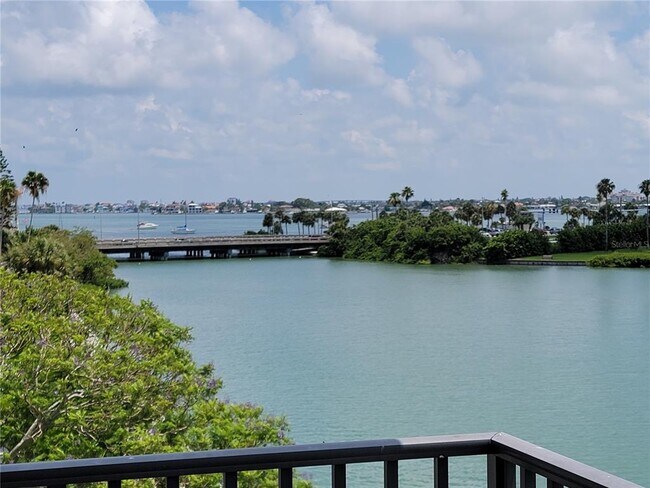 Photo - 7600 Sun Island Dr S Unit 408