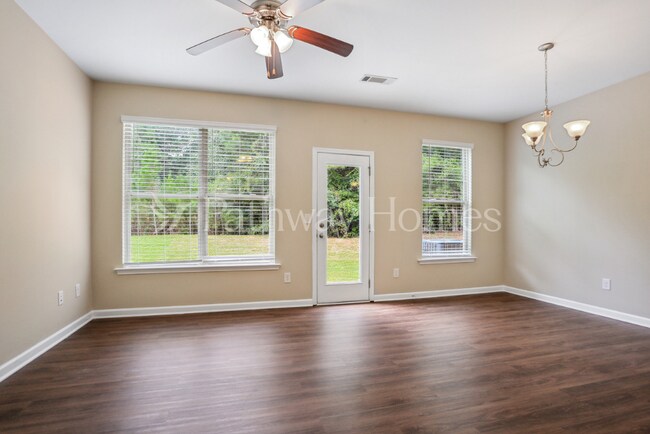 Photo - 3039 Bonnes Dr