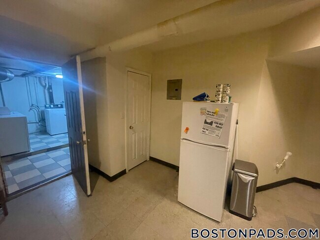 Photo - 165 Hemenway St Unit B1