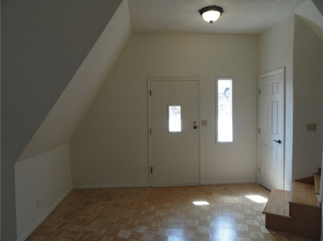 Photo - Spacious 2 story home located in West Golden Hills