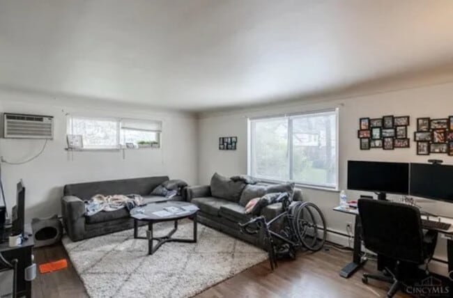 Photo - 3616 Brotherton Rd Unidad 3616 Brotherton