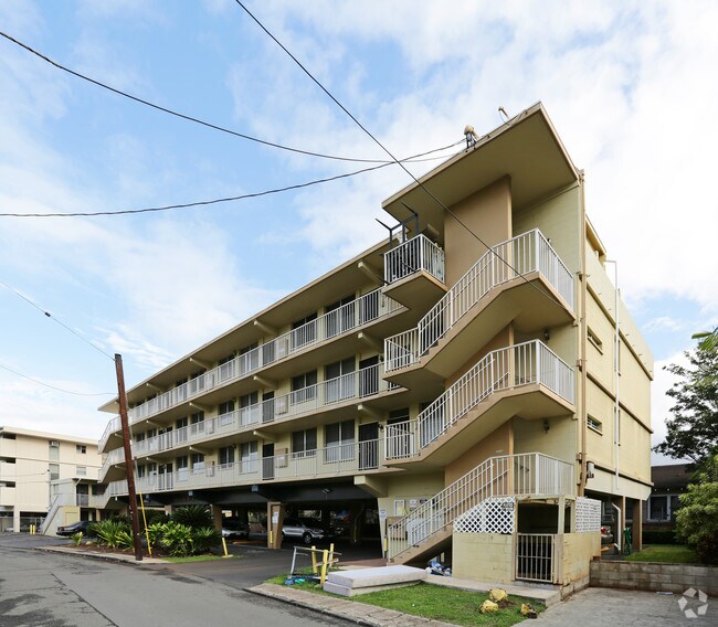 Photo - Nu'uanu Place