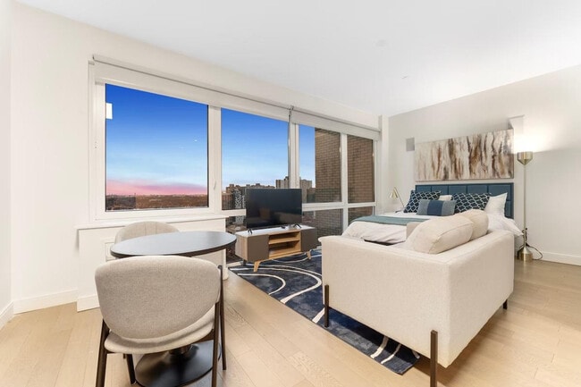 Building Photo - 152-11 89th Ave Unit ID1375457P