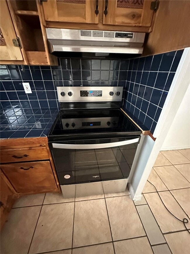 Photo - 1801 S Treasure Dr Unit 323