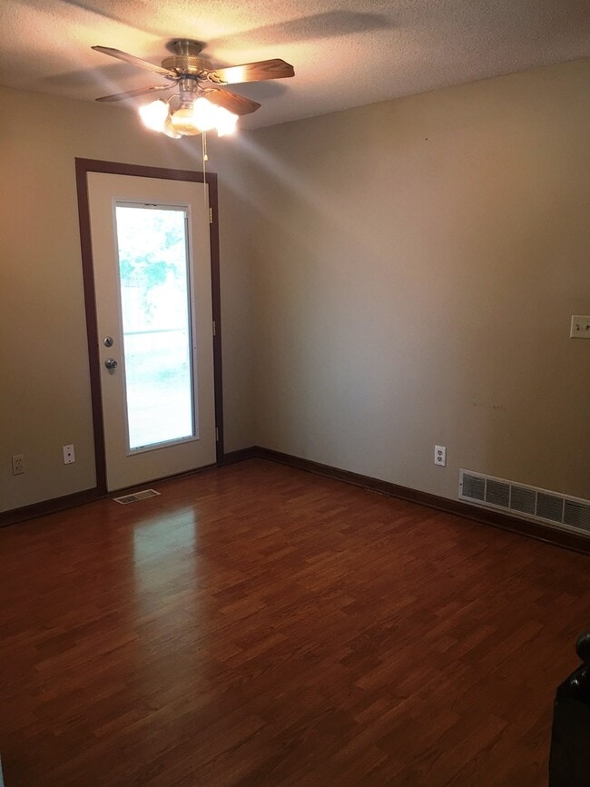 Photo - 3BR, 1. 3/4 BA Single Family Home
