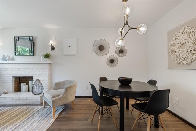 Photo - 1448 15th Av E