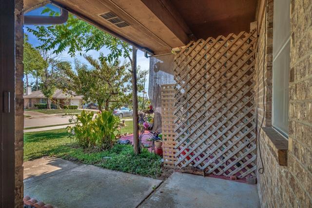 Photo - 808 Windcrest Dr