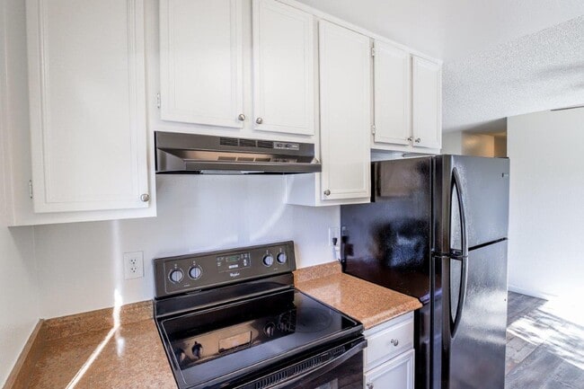 Photo - Parkview Poway Apartments | Comfortable Living in the Heart of Poway!