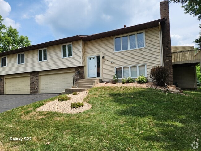 Building Photo - 14378 Sorrel Way Rental