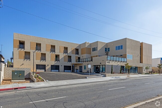 06/2022 - The Nook Apartments