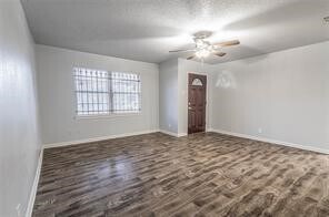 Photo - 10409 Chesterfield Dr