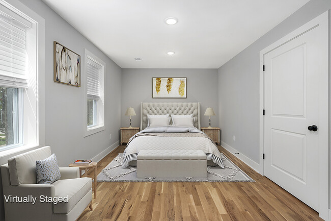 Photo - 751 Veto St NW