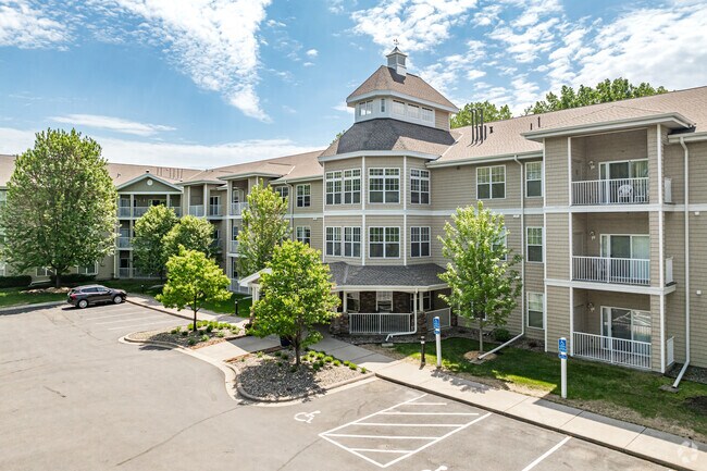 Photo - Cardinal Pointe of Oakdale