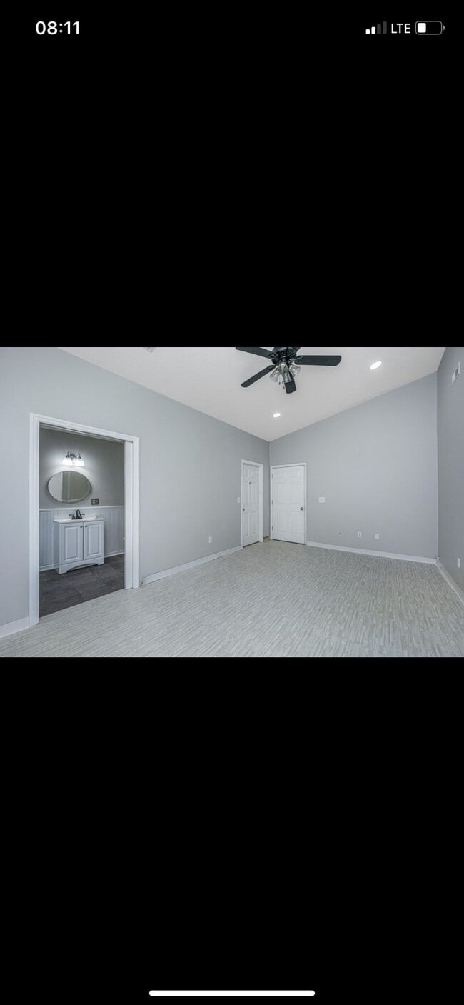 Photo - 2135 Pinehurst Ave