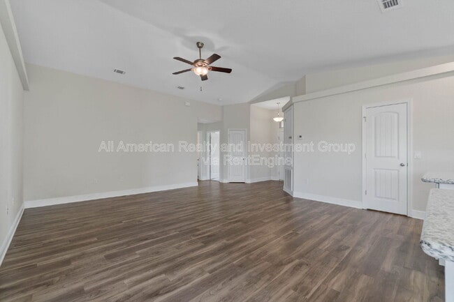 Photo - 6223 Redberry Dr