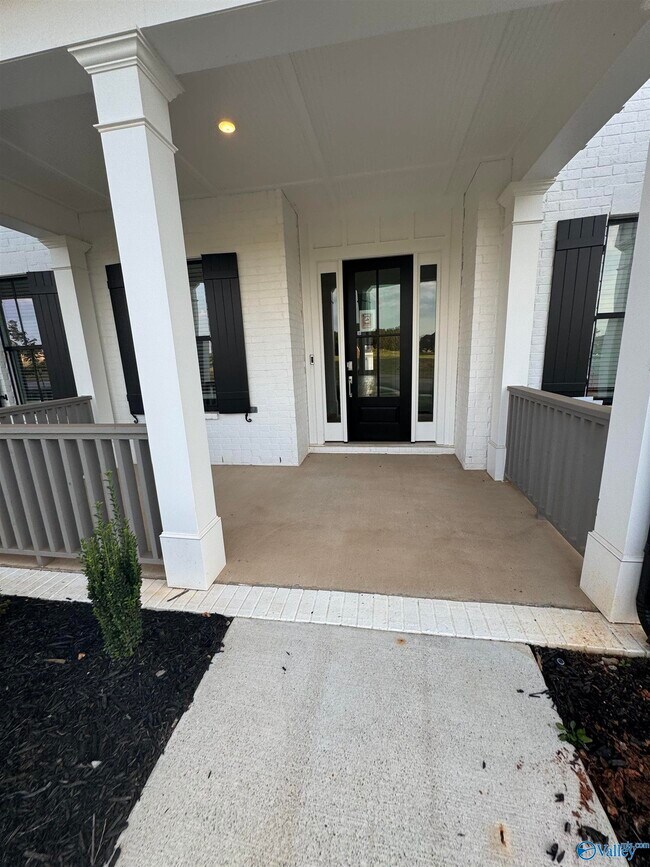 Photo - 131 Moss Brk Ln