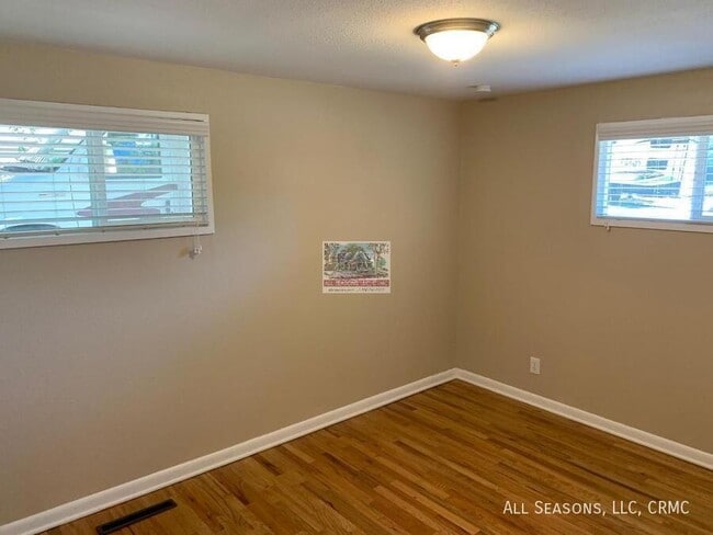 Photo - 1932 Downing Dr