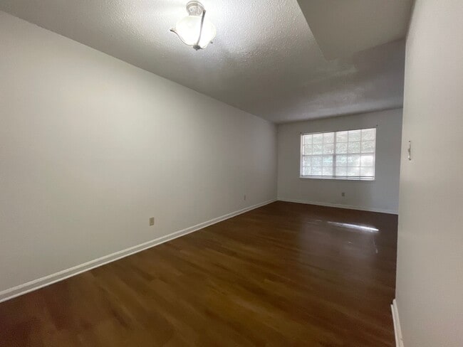 Photo - Chapel Hill Rd Townhomes Unit 2286 Chapel Hill Rd