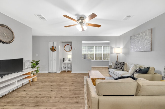 Photo - The George Apartment Homes