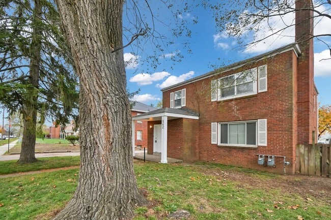 Photo - 162 S Powell Ave