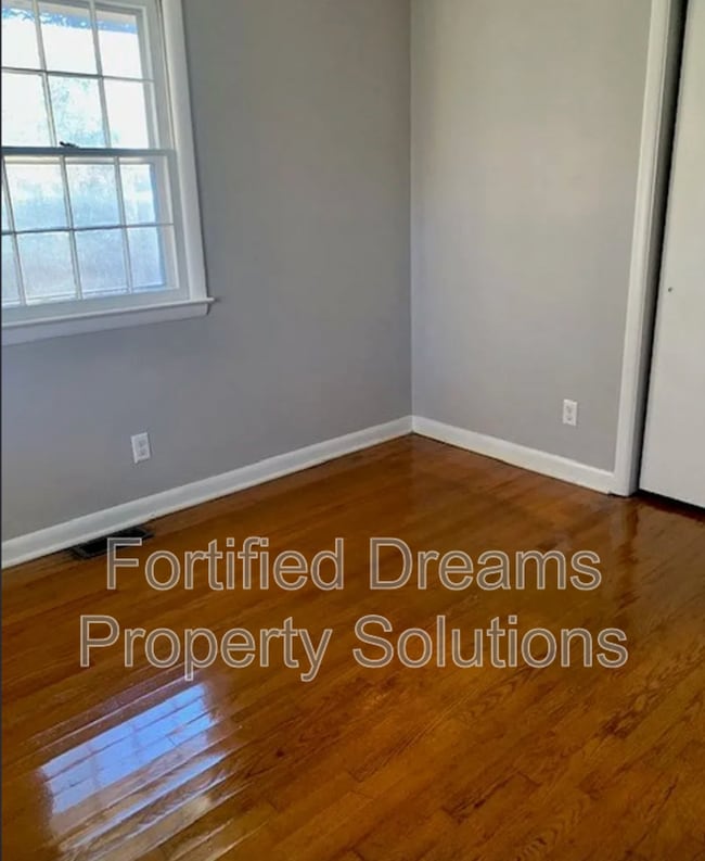 Photo - 1801 W Cone Blvd