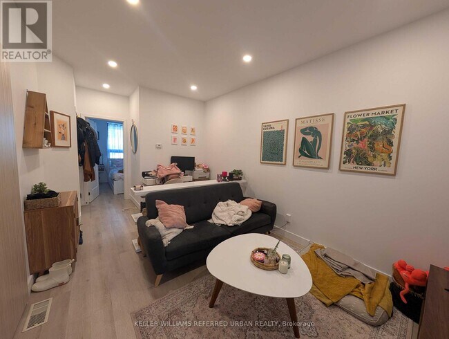 Photo - 1821 Davenport Rd