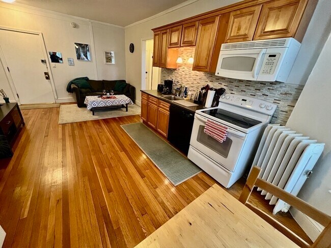 Photo - 36 Winchester St Unit 7