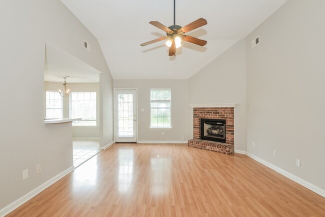 Photo - 6967 Naples Dr