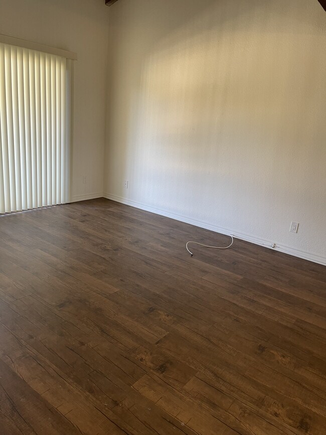 Photo - Wallace Woods Apartments