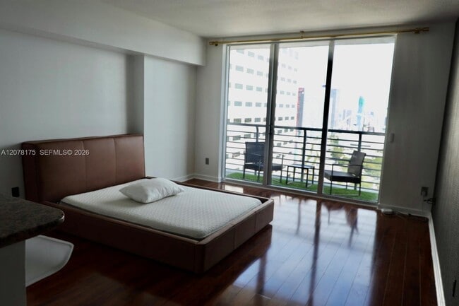 325 S Biscayne Blvd Unit 4220