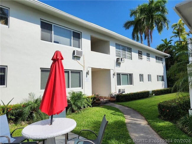 Building Photo - 624 Antioch Ave Unit 18