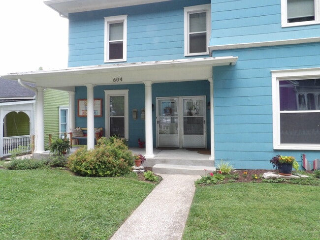 Photo - 604 Taylor Ave Unit 2