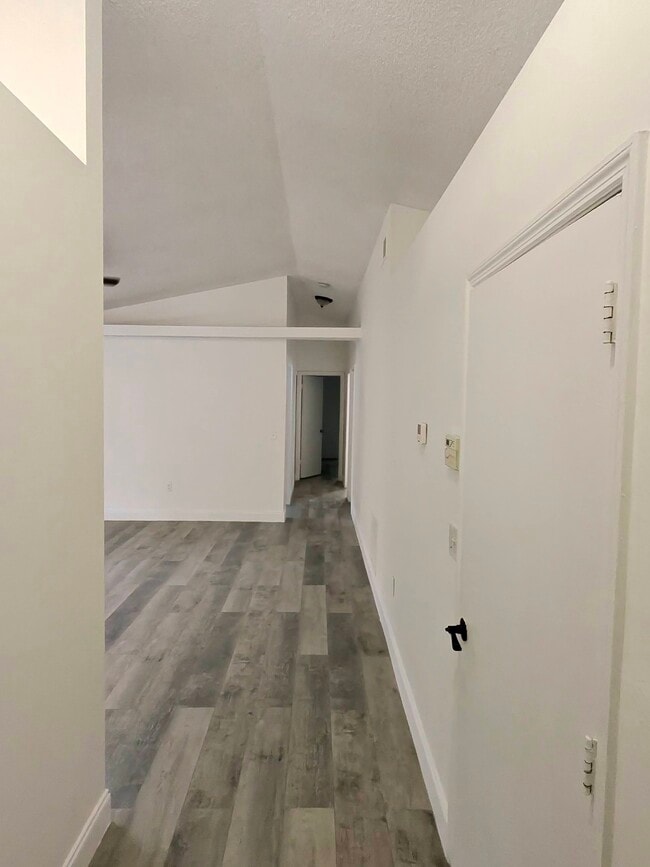 Building Photo - 7214 Edgewater Shores Ct Rental