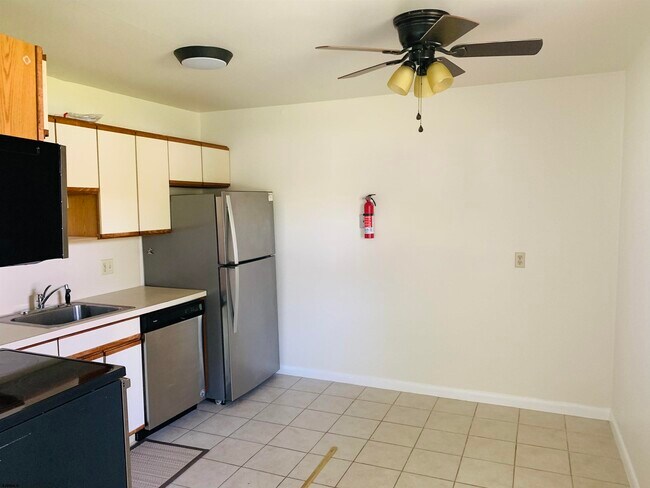 Photo - 72 A Oxford Village Unit 72-A