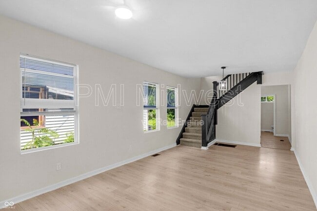 Photo - 2235 Doctor M.L.K. Jr St