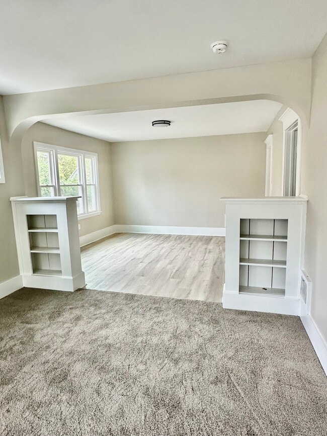 Photo - 218 Niagara Falls Blvd