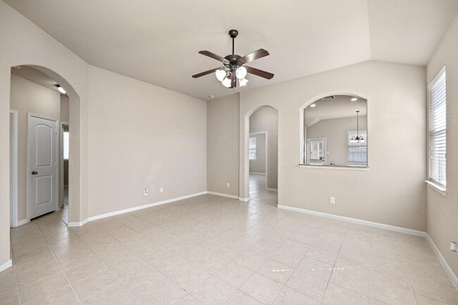 Photo - 20935 Brodie Ln